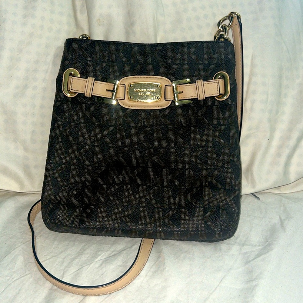 Michael Kors Hamilton Crossbody